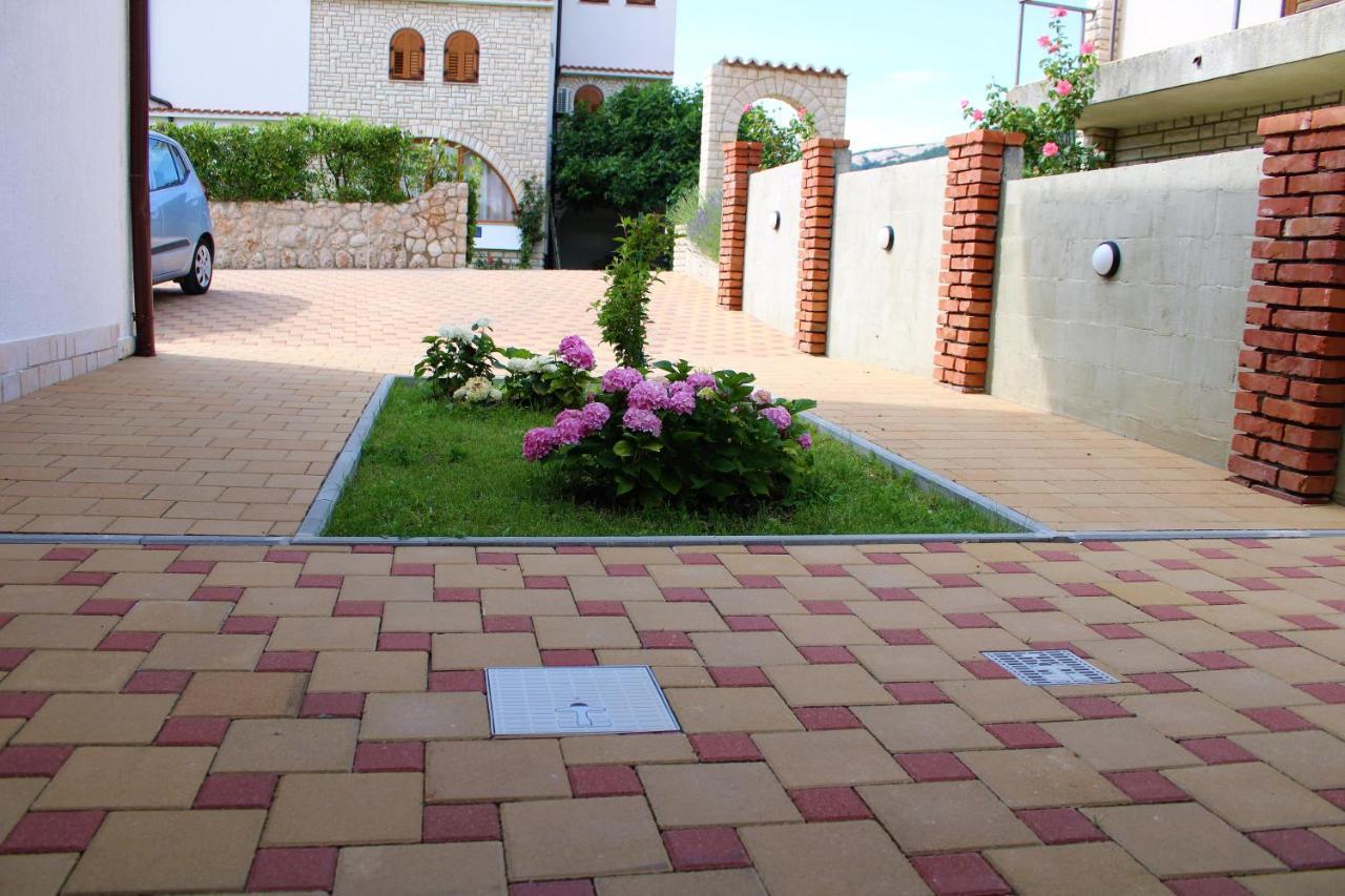 Apartmani B&S Barbat na Rabu Exterior photo