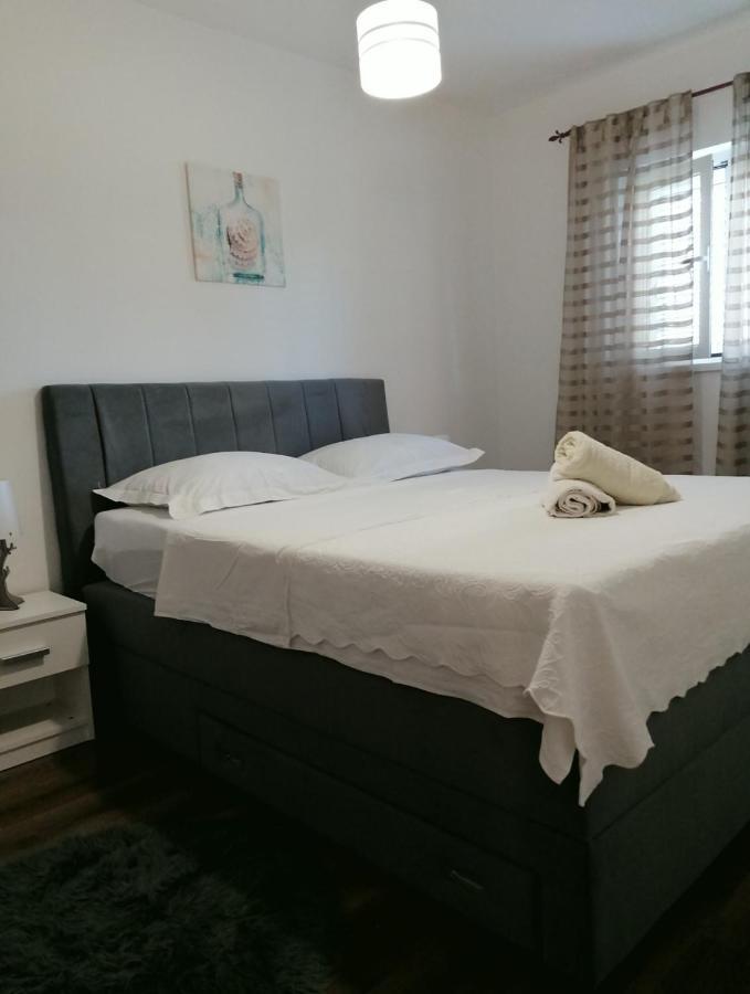Apartmani B&S Barbat na Rabu Exterior photo